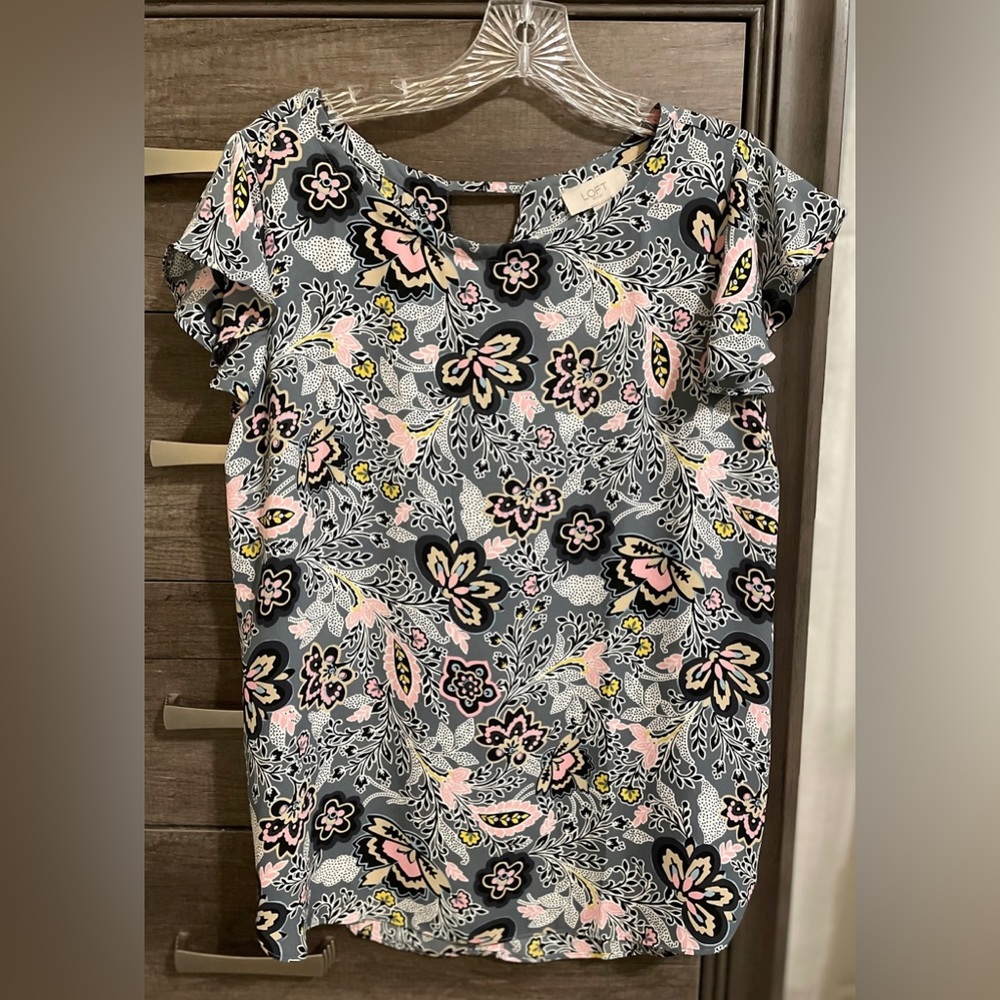 Loft Outlet Blouse with Flutter Sleeves (EUC)
